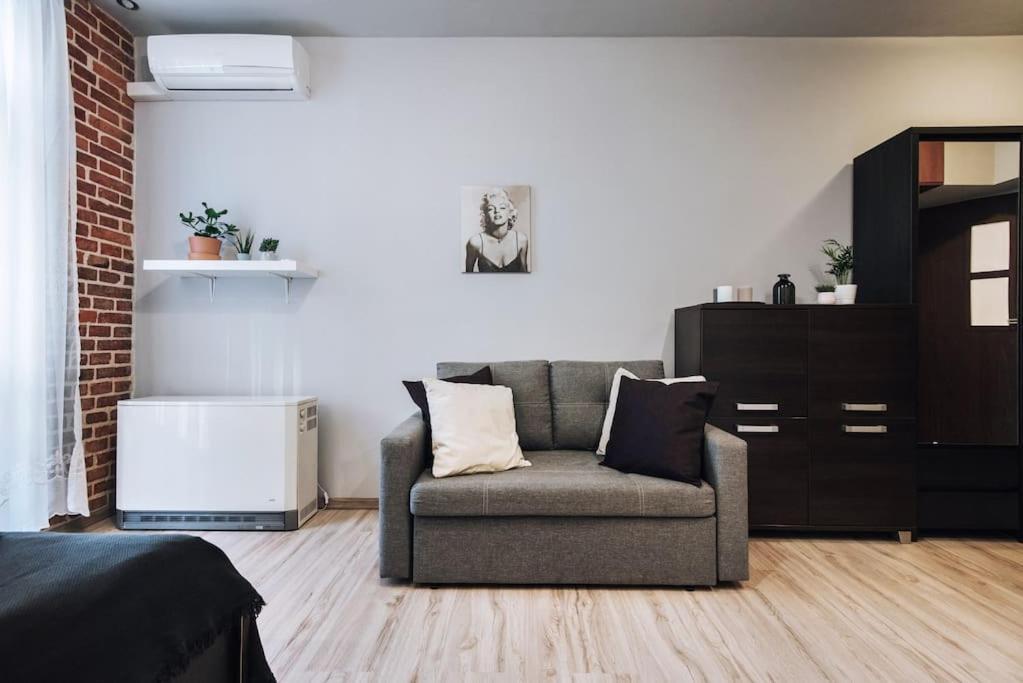 With Balcony - Rzeszowska 4 Street Apartament *